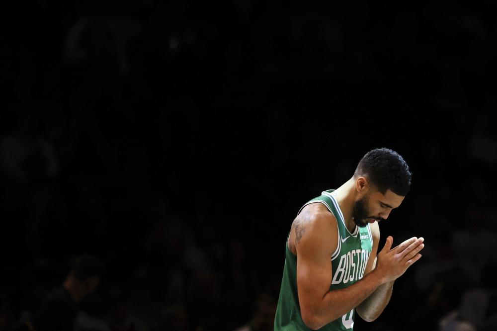 根据中足联 根据中足联