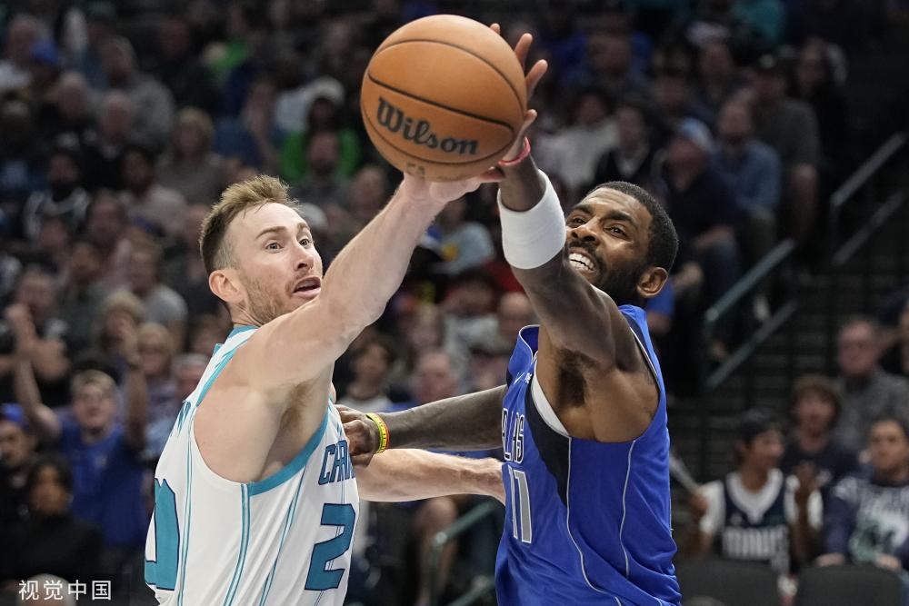 会里打出足 会里打出足